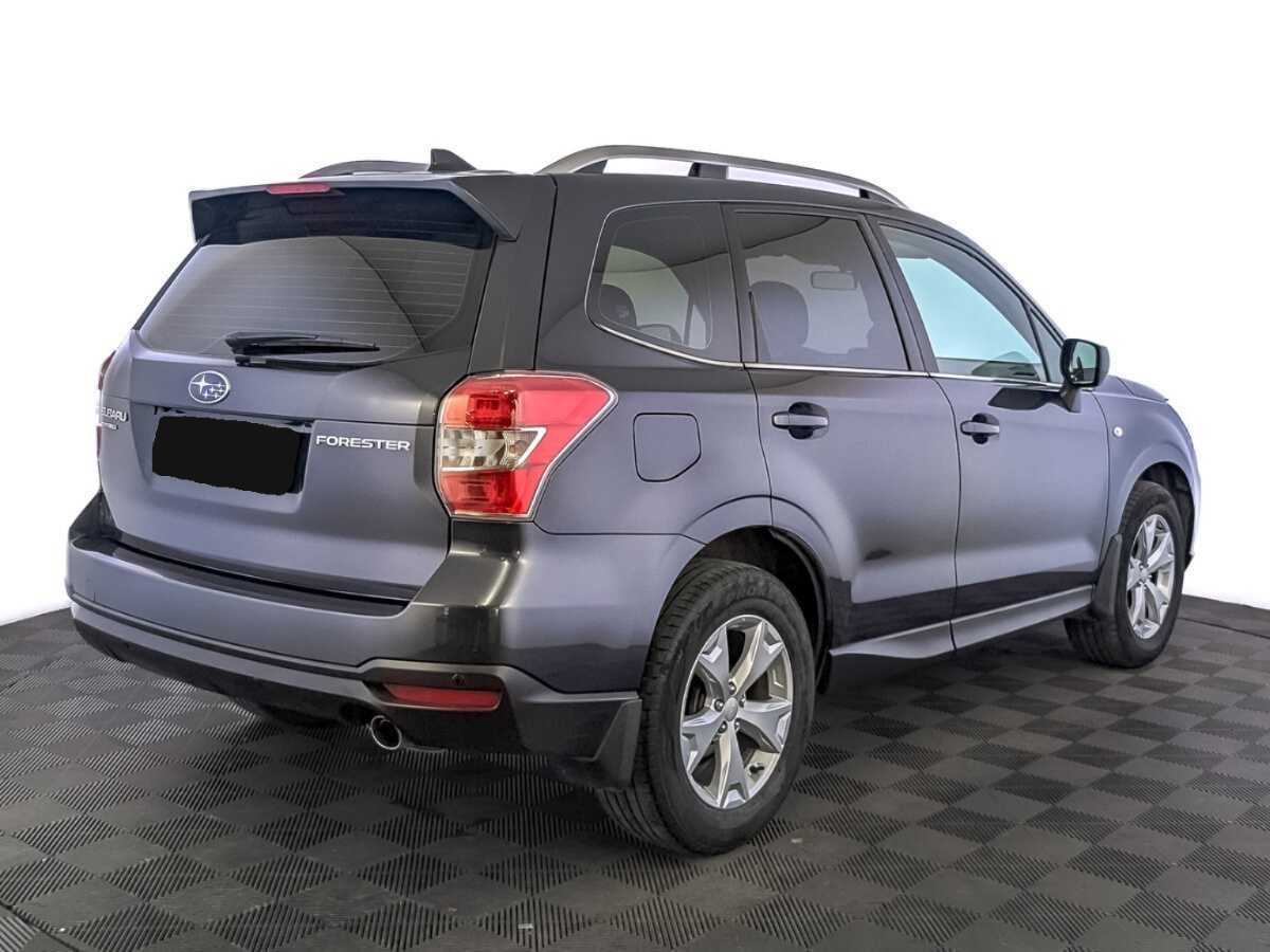 Subaru Forester с пробегом — 2015 год. Фото: #4