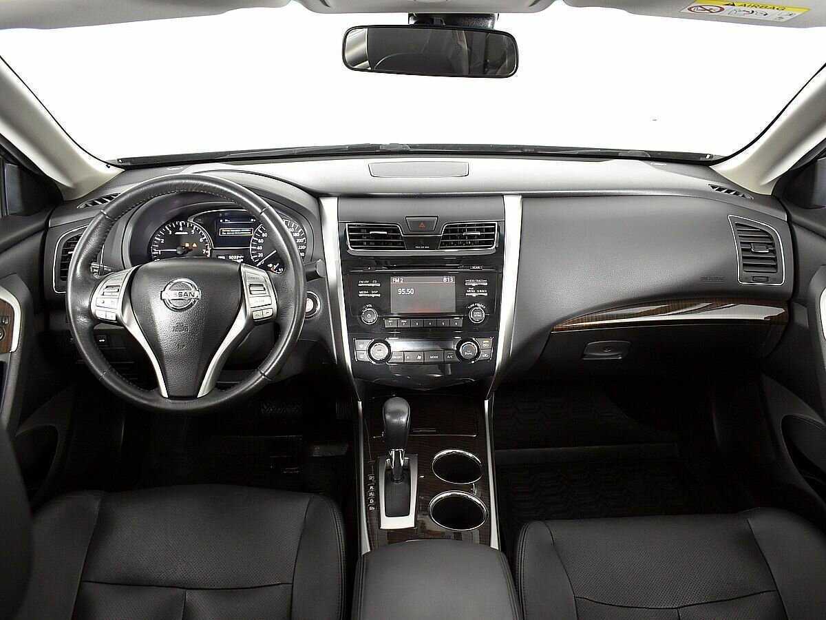 Nissan Teana с пробегом — 2014 год. Фото: #9