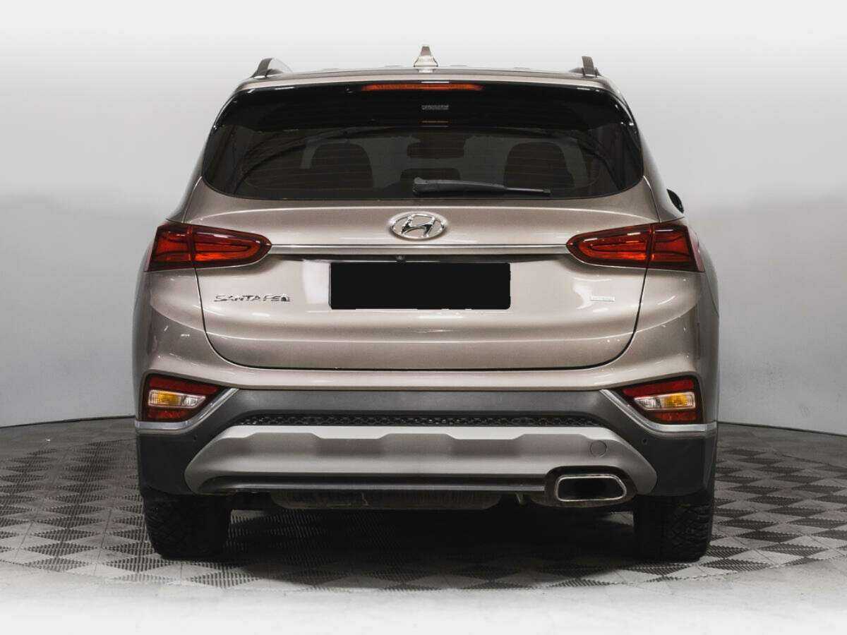 Hyundai Santa Fe с пробегом — 2018 год. Фото: #5