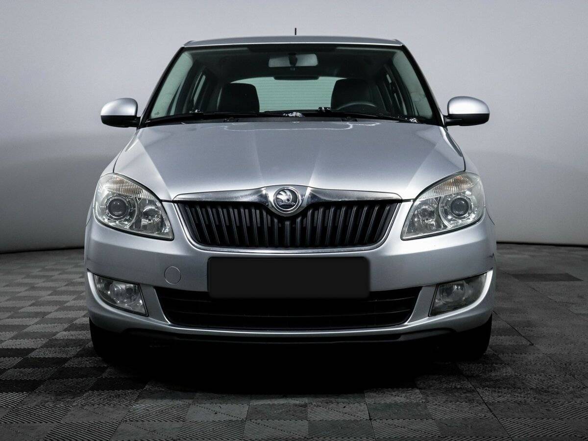 Skoda Fabia с пробегом — 2014 год. Фото: #1