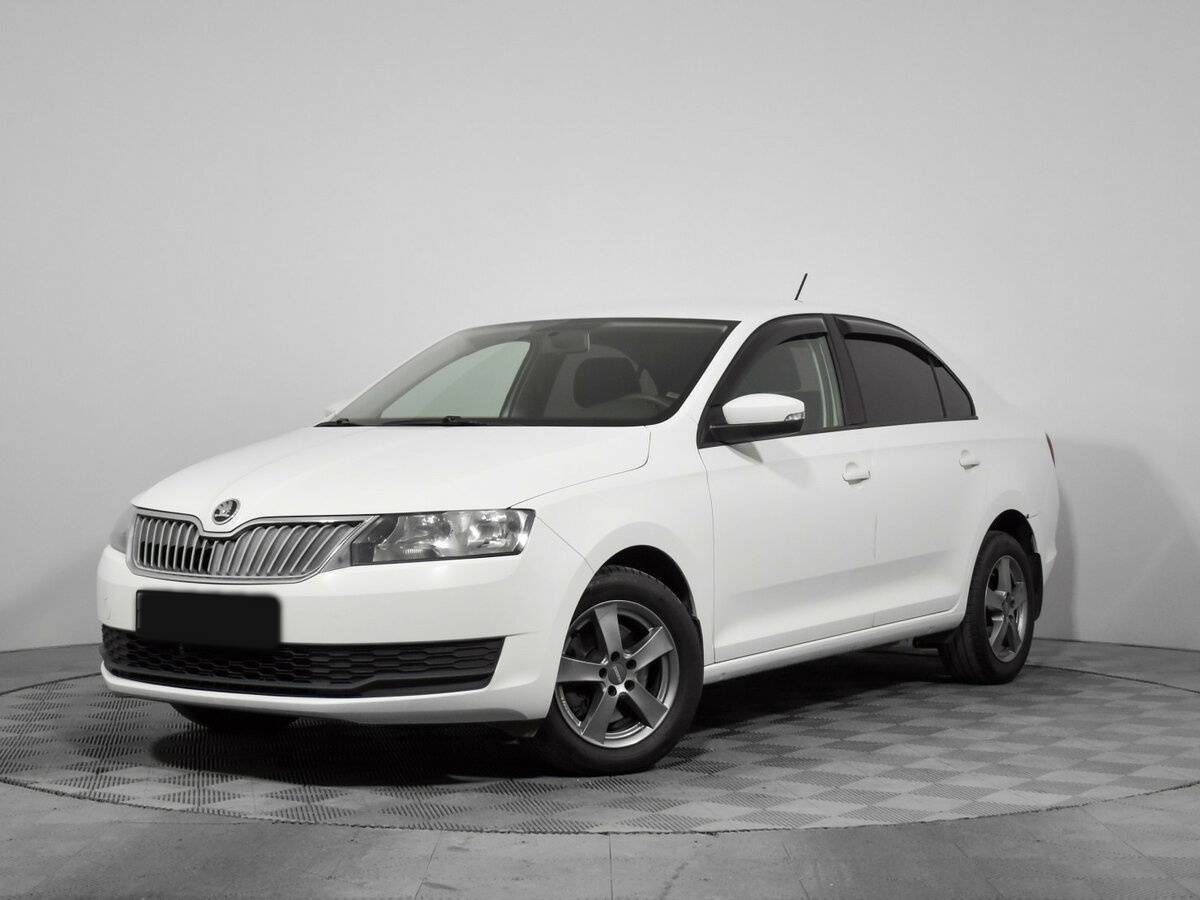 Skoda Rapid с пробегом — 2017 год. Фото: #0