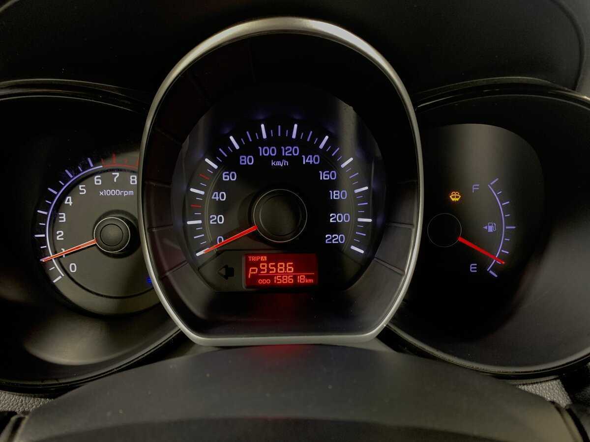 Kia Rio с пробегом — 2012 год. Фото: #14