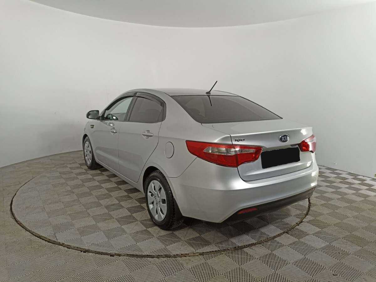 Kia Rio с пробегом — 2014 год. Фото: #6