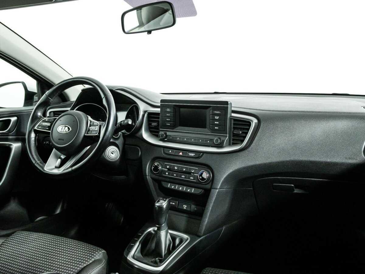 Kia Ceed с пробегом — 2020 год. Фото: #9