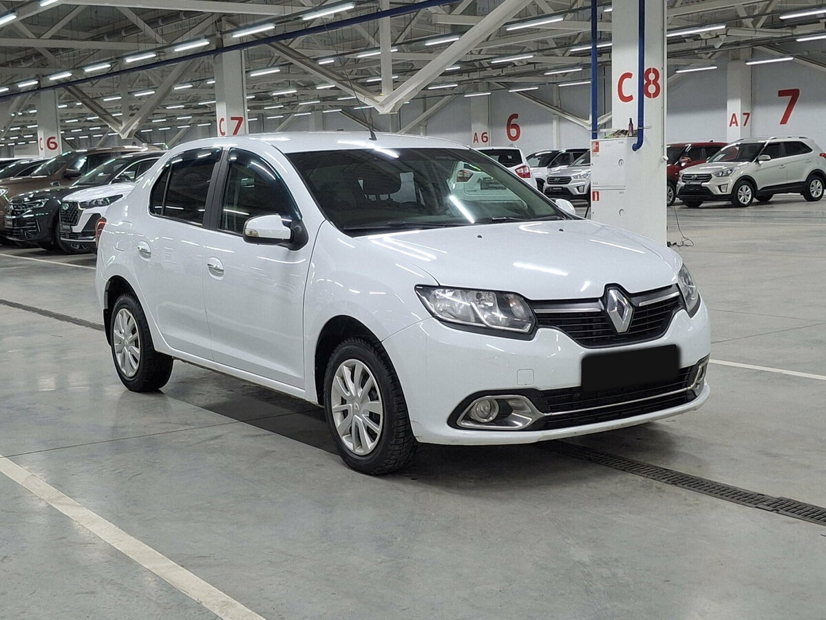 Renault Logan с пробегом — 2017 год. Фото: #2