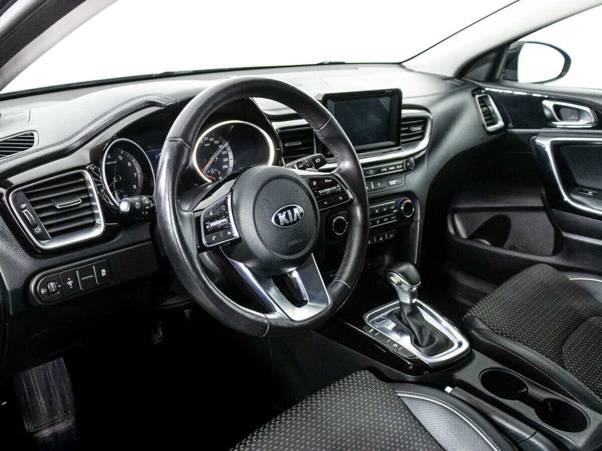 Kia Ceed с пробегом — 2019 год. Фото: #10