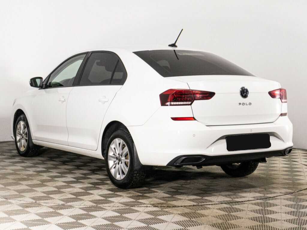 Volkswagen Polo с пробегом — 2021 год. Фото: #6