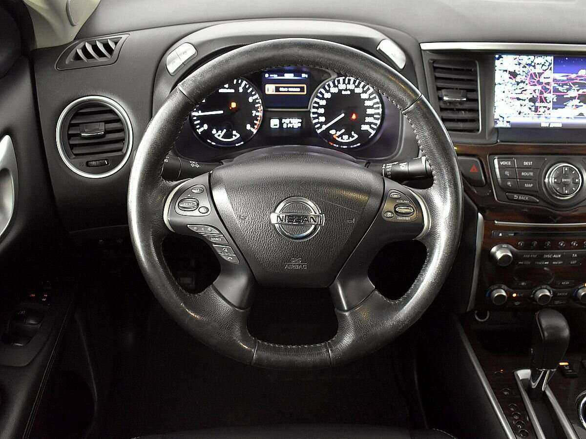 Nissan Pathfinder с пробегом — 2015 год. Фото: #14