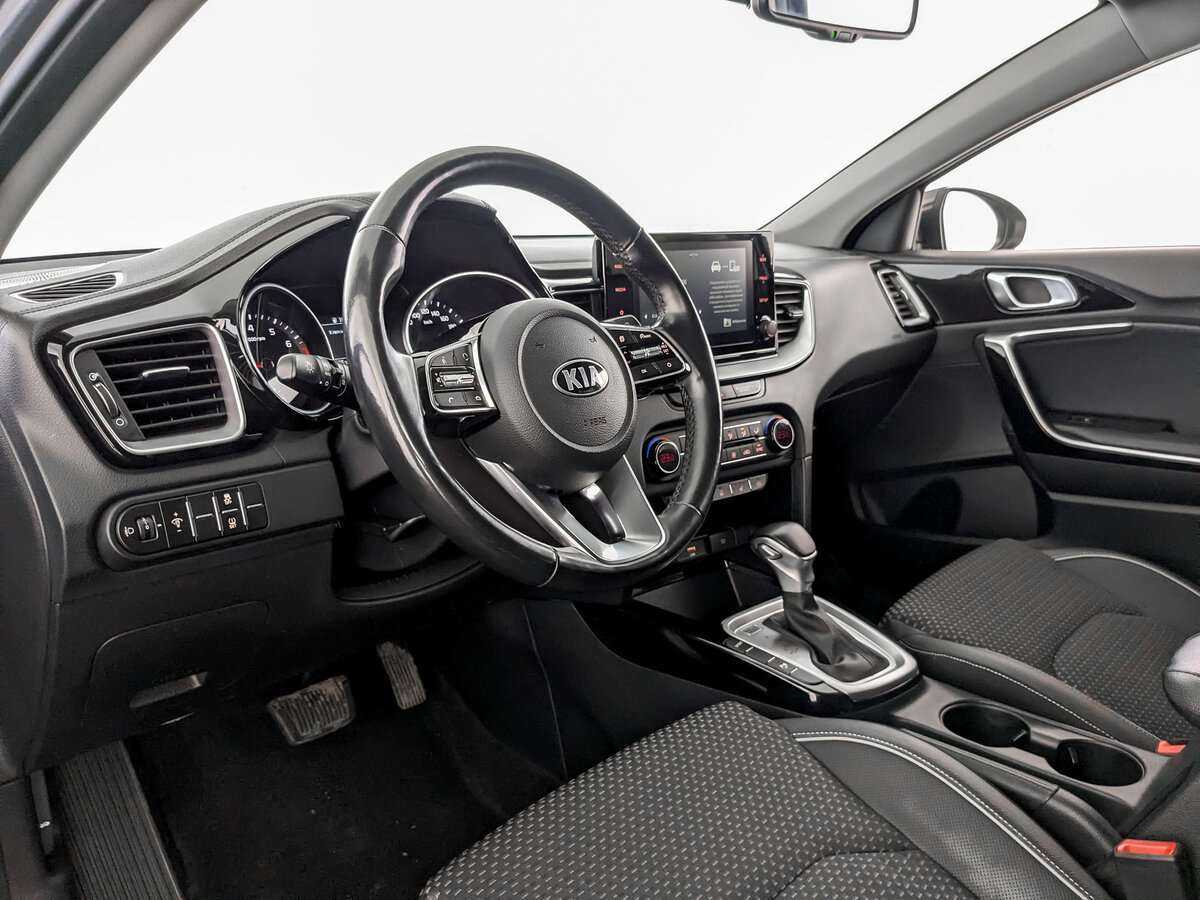 Kia Ceed с пробегом — 2021 год. Фото: #13