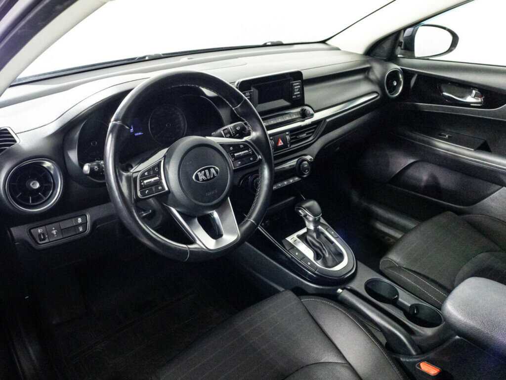 Kia Cerato с пробегом — 2019 год. Фото: #10