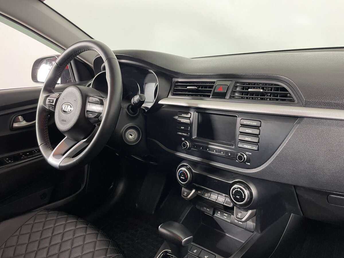 Kia Rio с пробегом — 2019 год. Фото: #13