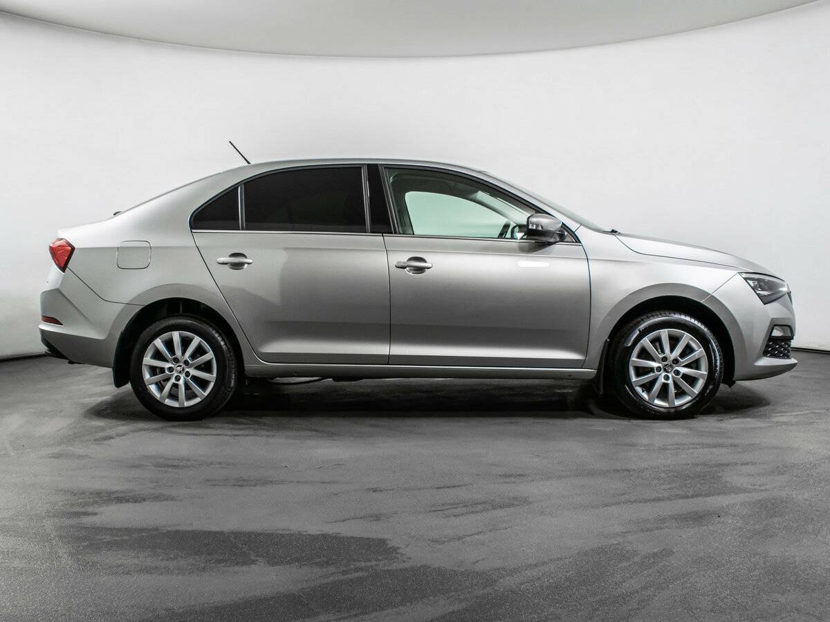 Skoda Rapid с пробегом — 2021 год. Фото: #3