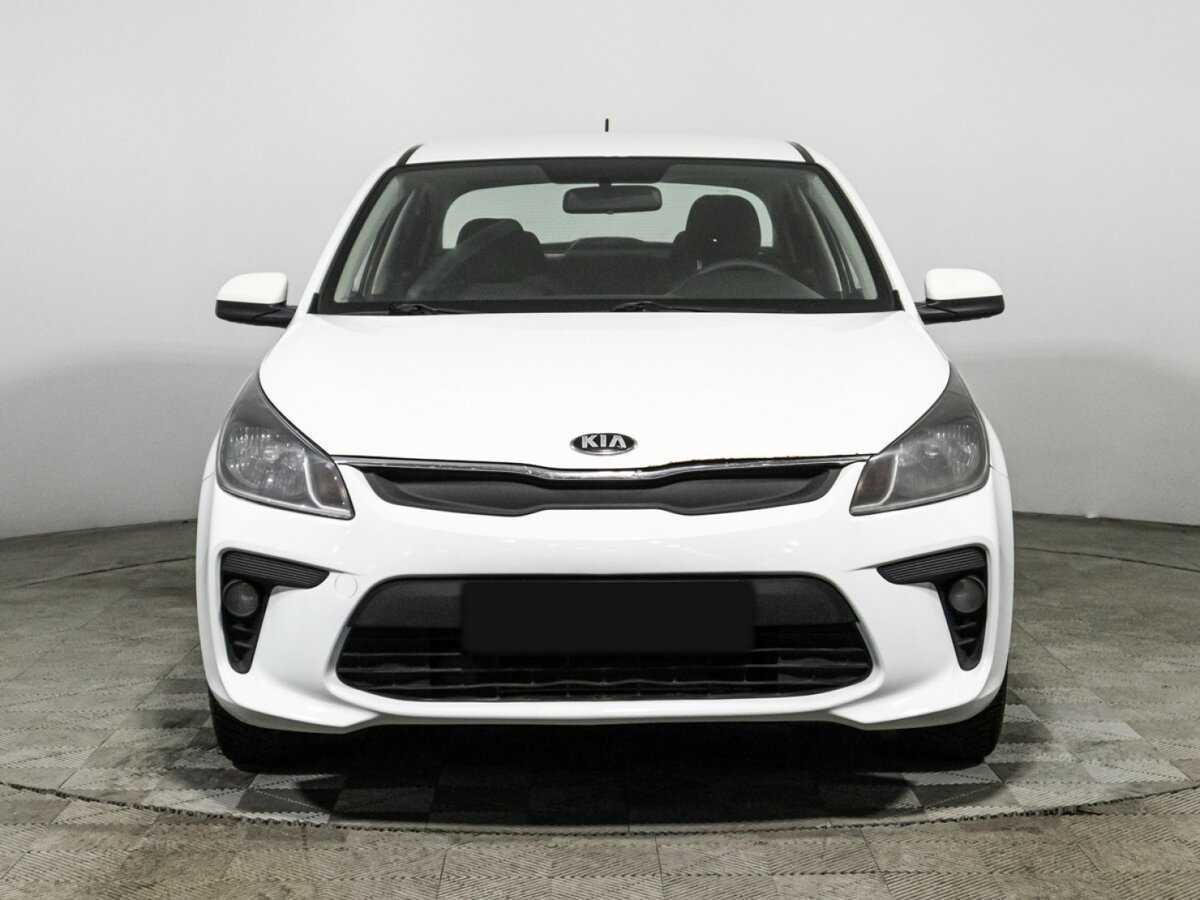 Kia Rio с пробегом — 2018 год. Фото: #1