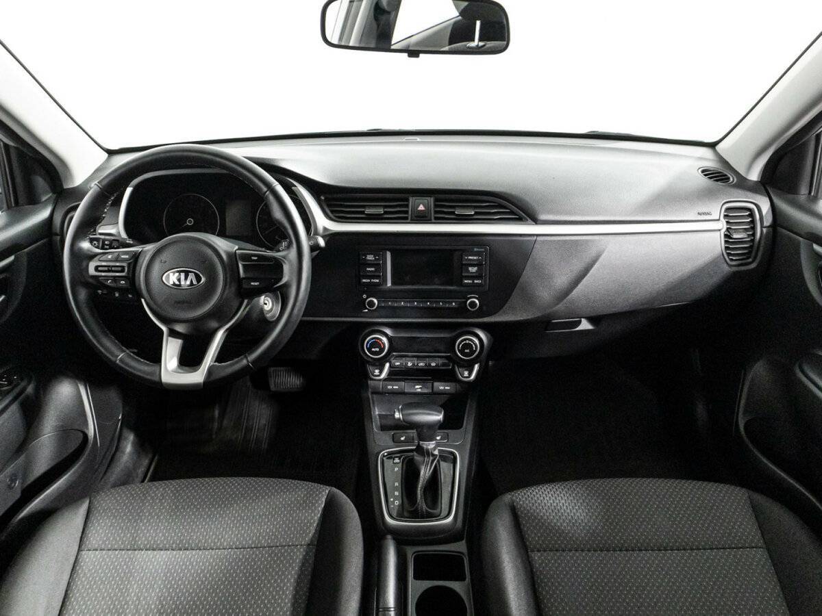 Kia Rio с пробегом — 2020 год. Фото: #12