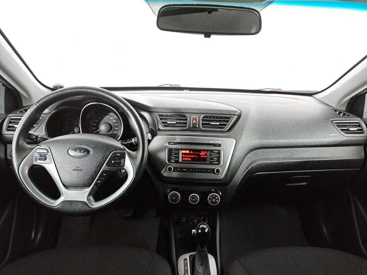 Kia Rio с пробегом — 2017 год. Фото: #9