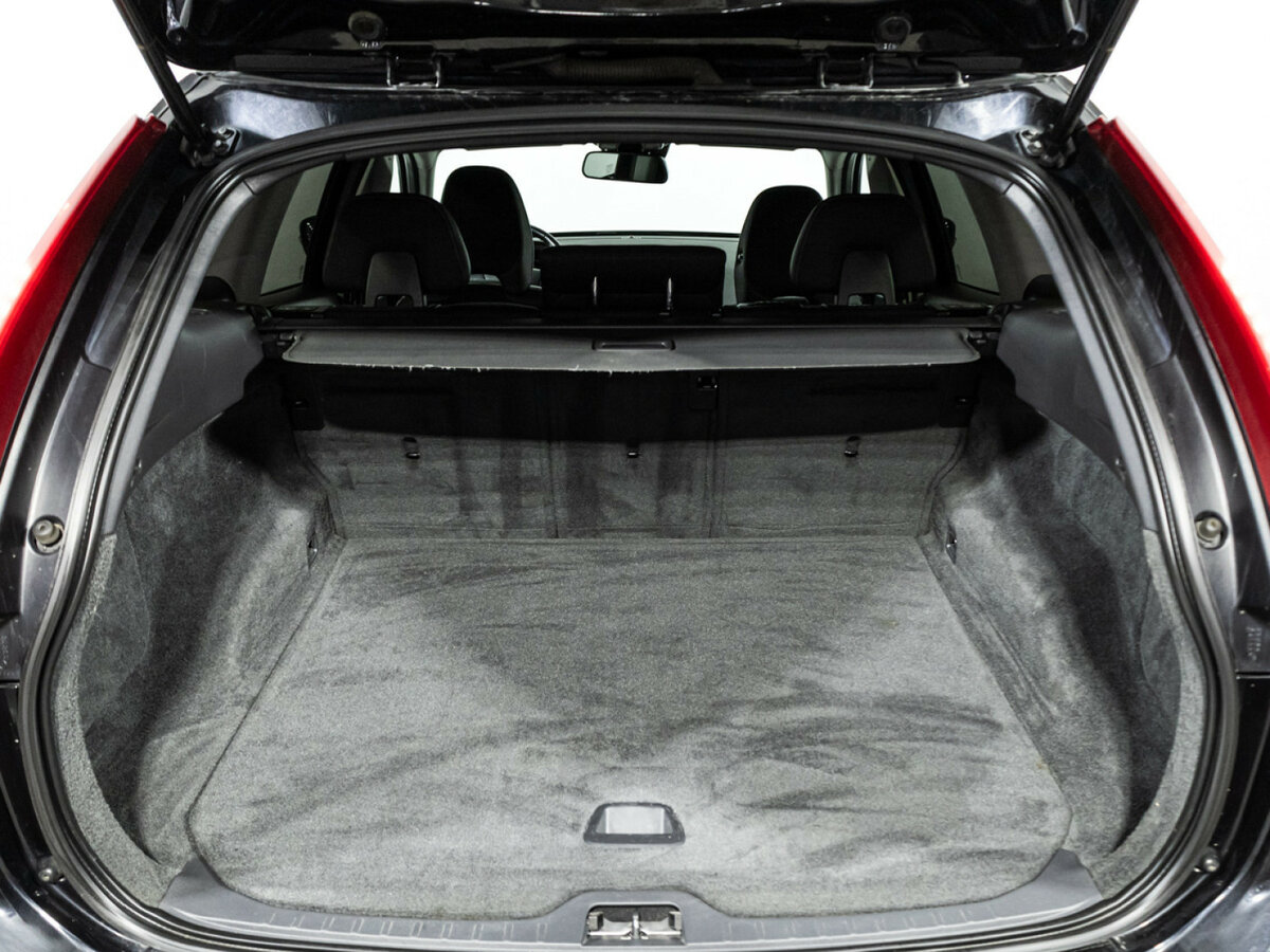Volvo XC60 с пробегом — 2014 год. Фото: #15