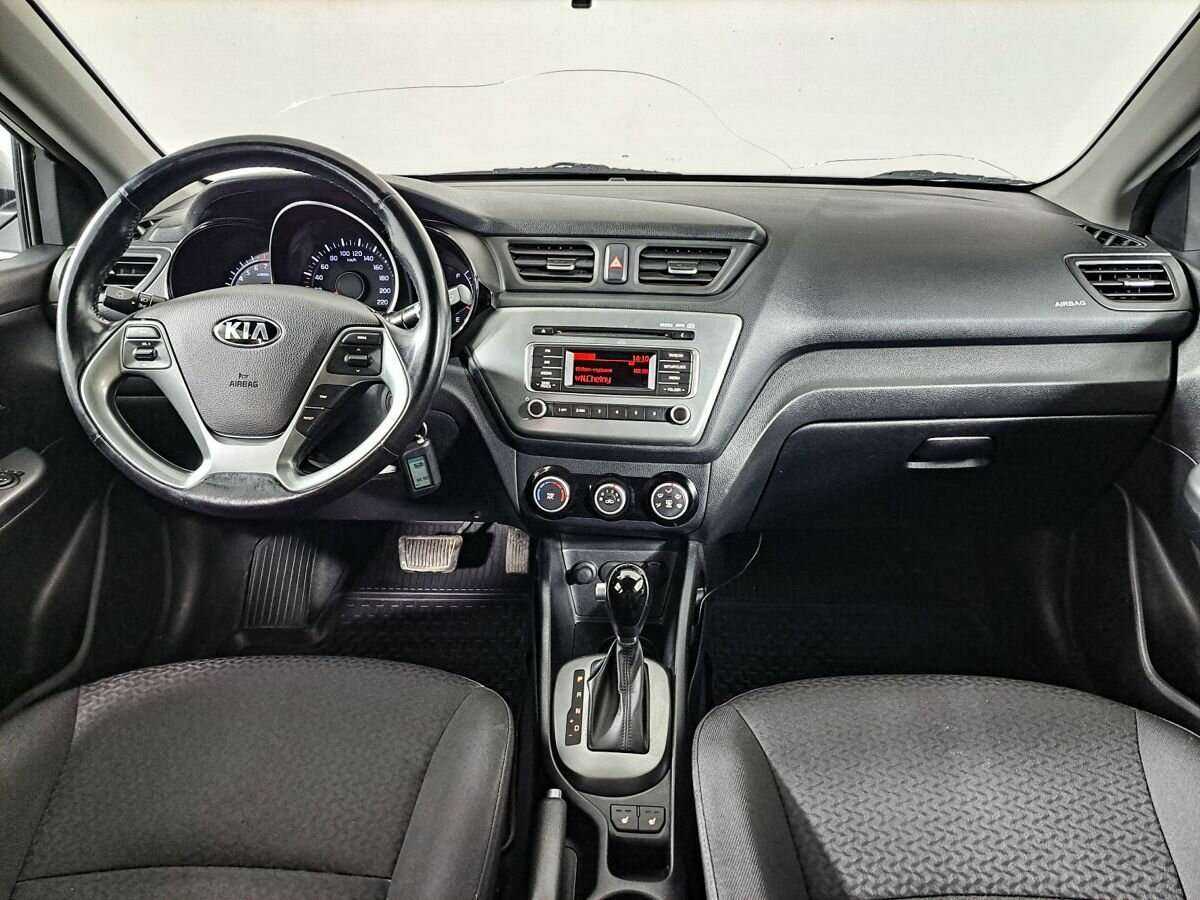 Kia Rio с пробегом — 2017 год. Фото: #9