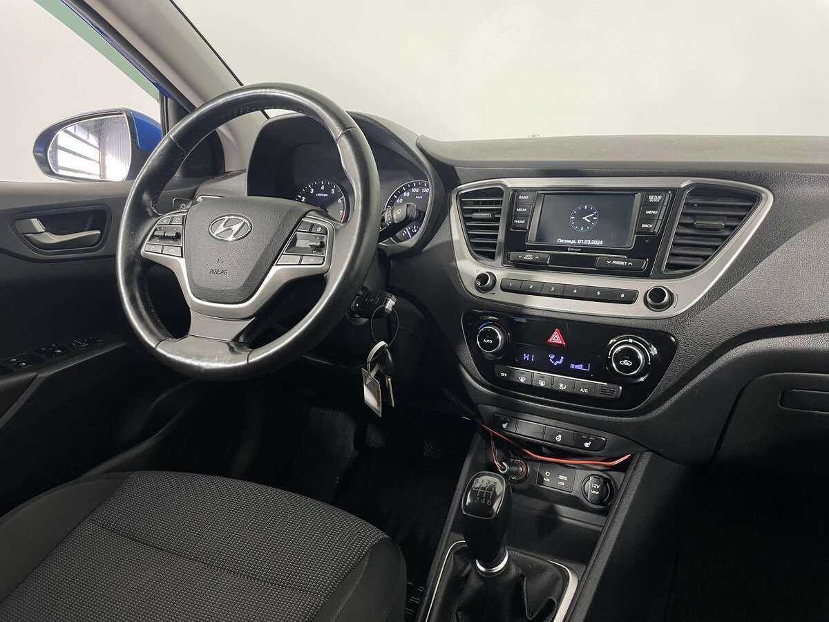 Hyundai Solaris с пробегом — 2017 год. Фото: #7