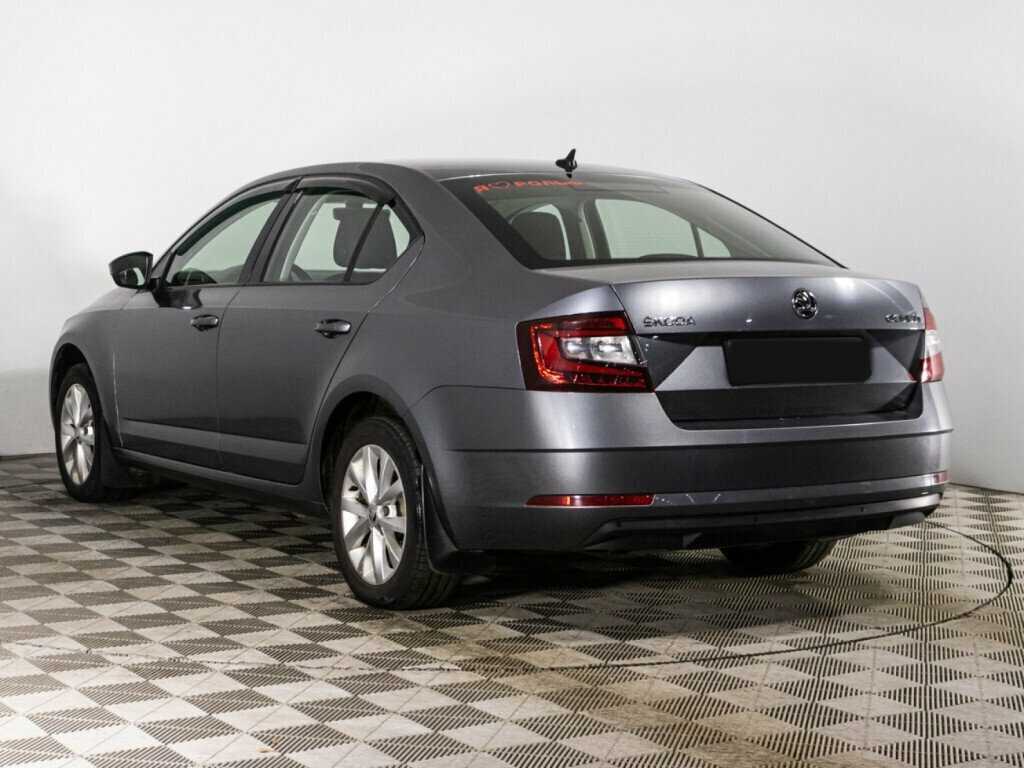 Skoda Octavia с пробегом — 2018 год. Фото: #6