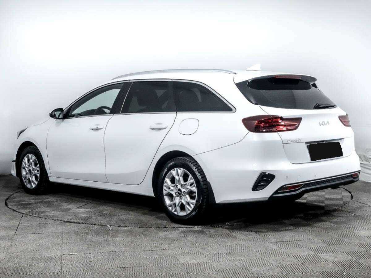Kia Ceed с пробегом — 2021 год. Фото: #4