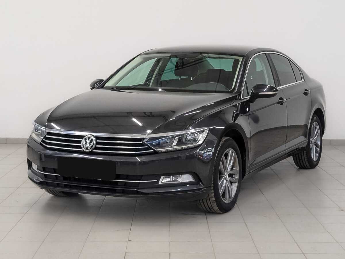 Volkswagen Passat с пробегом — 2019 год. Фото: #0