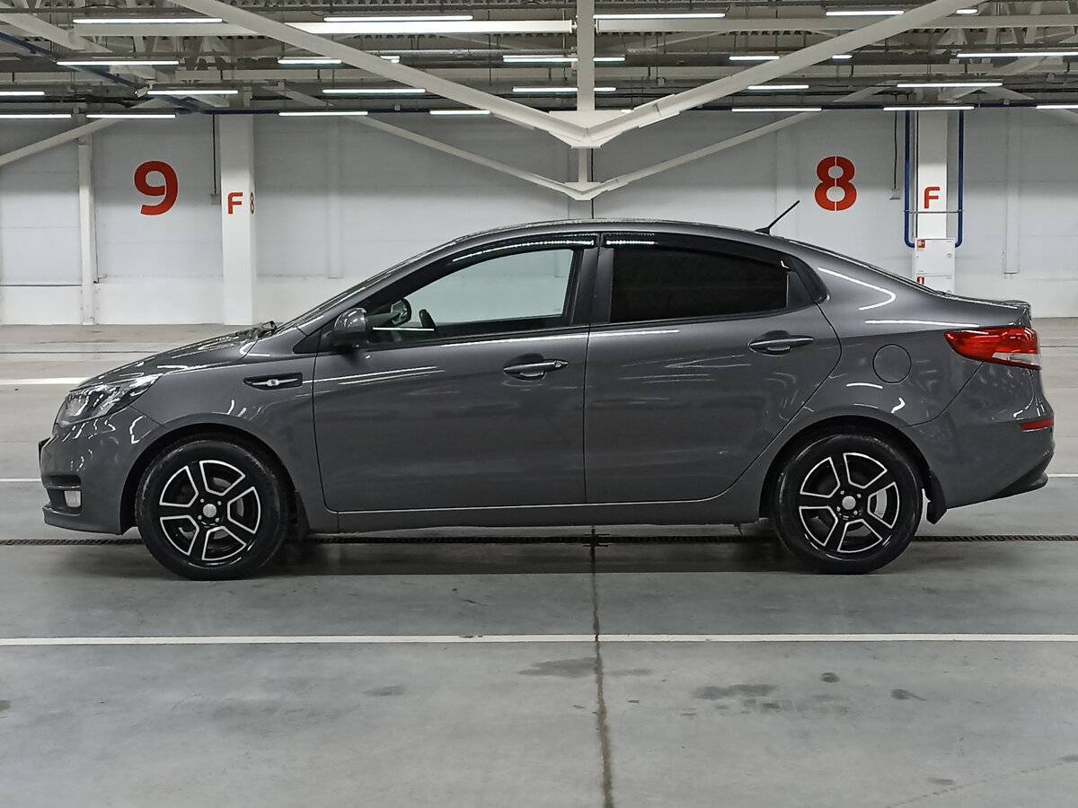 Kia Rio с пробегом — 2016 год. Фото: #7