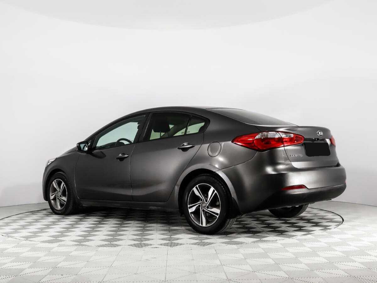 Kia Cerato с пробегом — 2016 год. Фото: #6