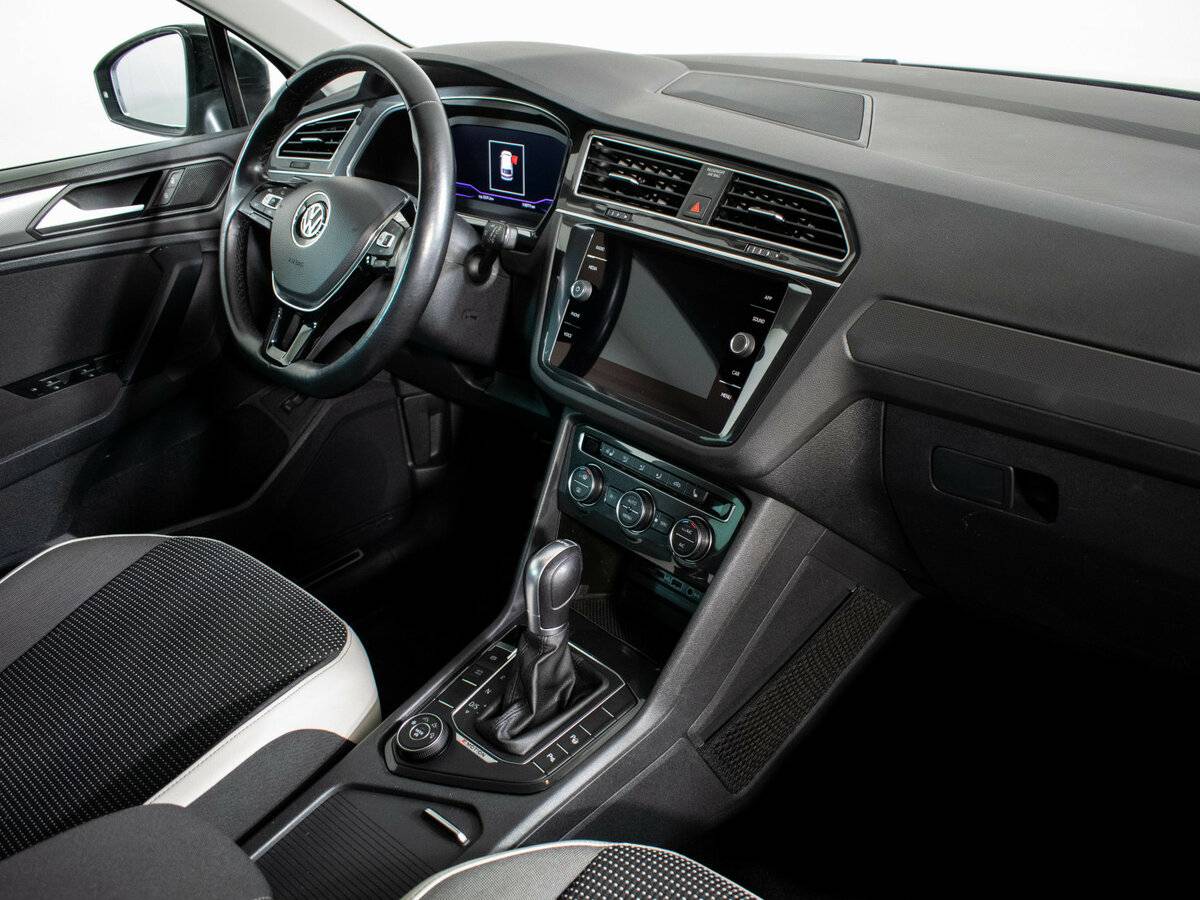 Volkswagen Tiguan с пробегом — 2019 год. Фото: #8