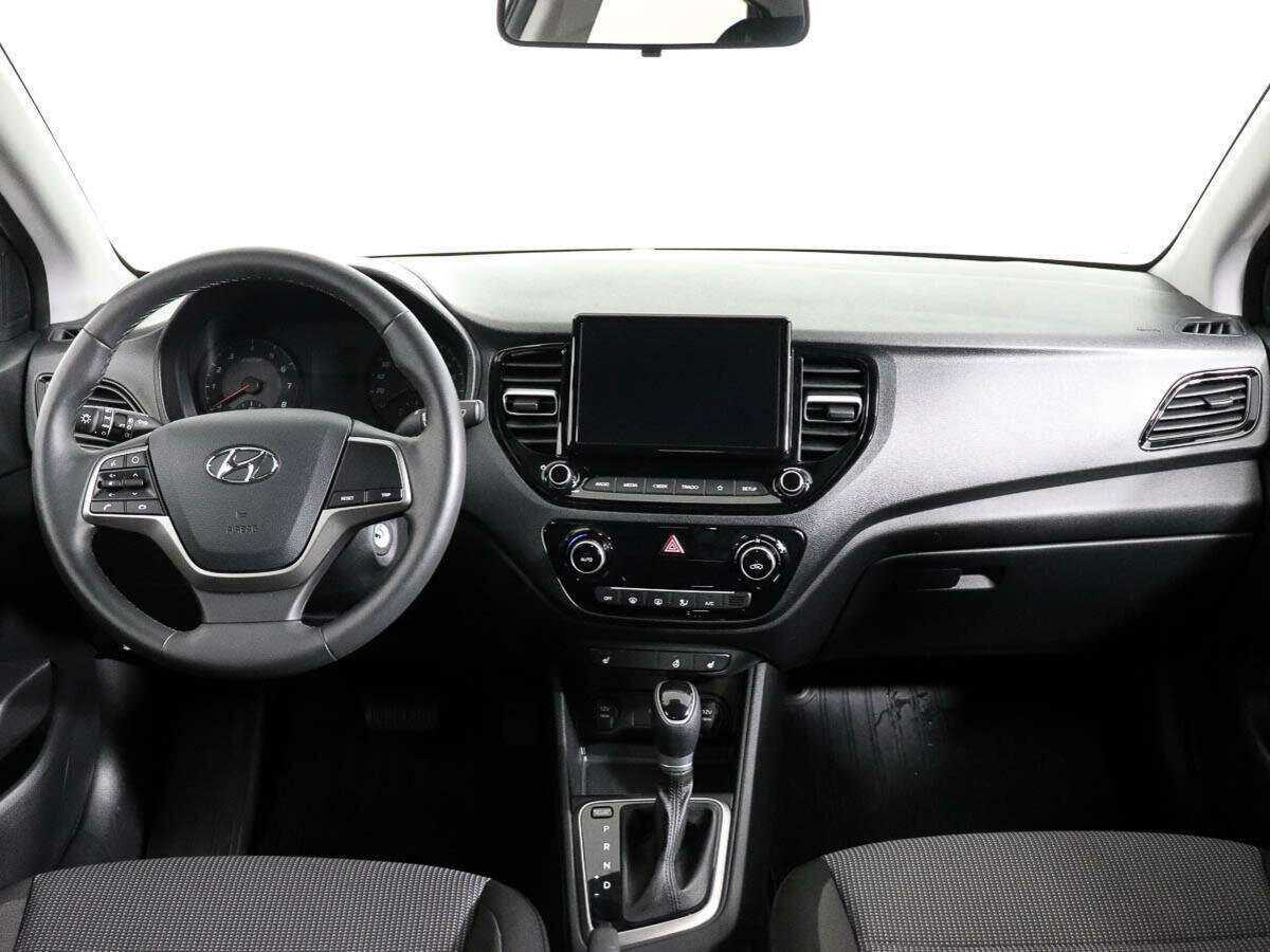 Hyundai Solaris с пробегом — 2021 год. Фото: #10