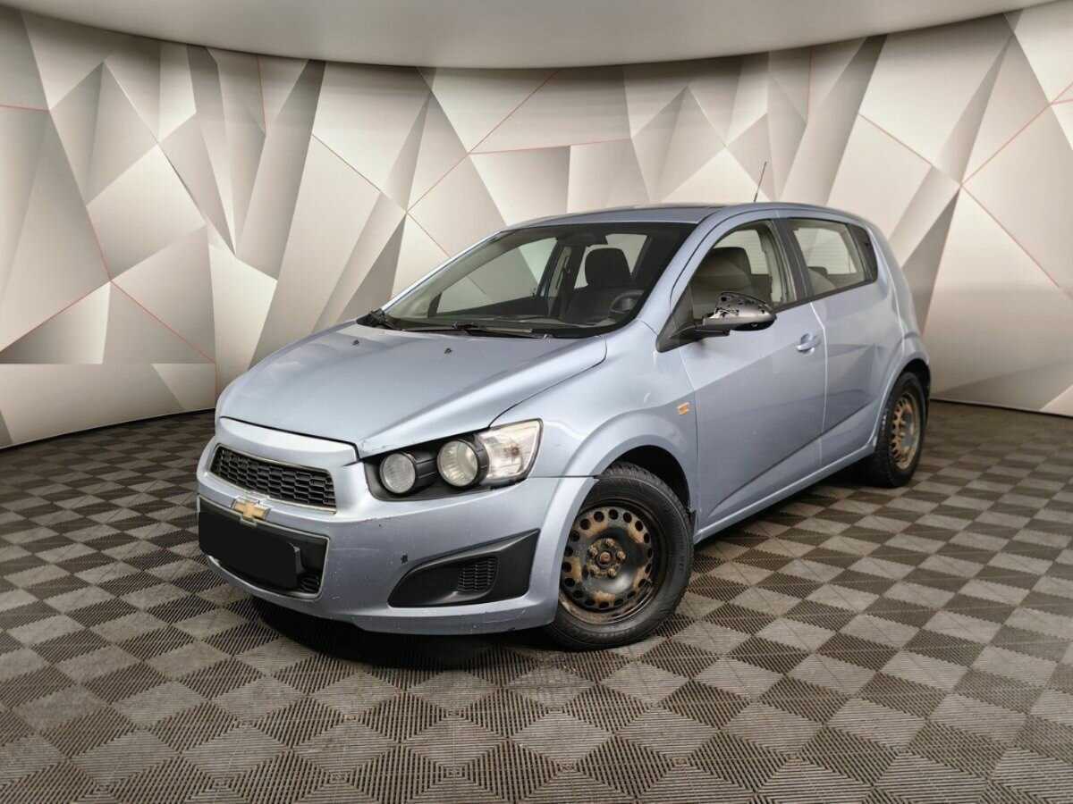 Chevrolet Aveo с пробегом — 2012 год. Фото: #0