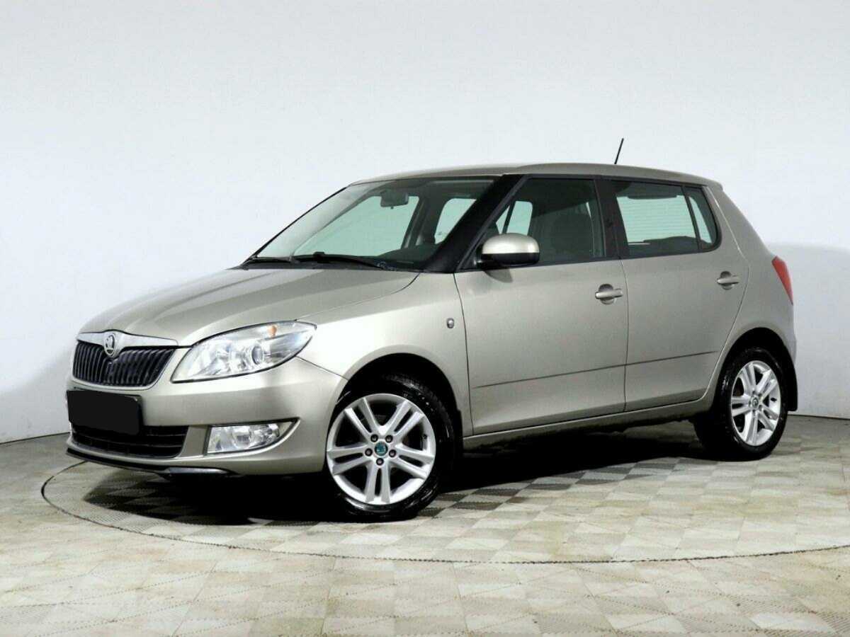 Skoda Fabia с пробегом — 2014 год. Фото: #0