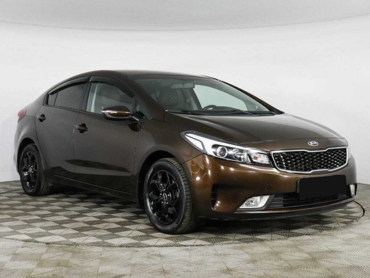 Kia Cerato с пробегом — 2017 год. Фото: #2