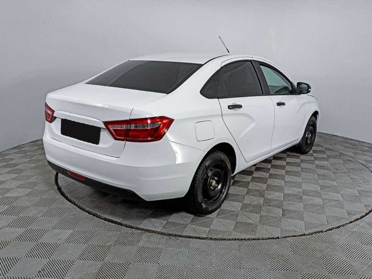 Lada (ВАЗ) Vesta с пробегом — 2021 год. Фото: #4