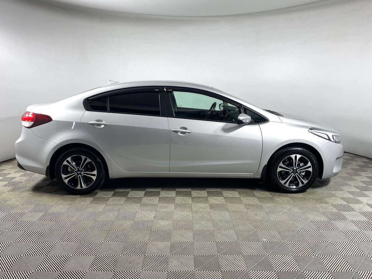 Kia Cerato с пробегом — 2019 год. Фото: #3