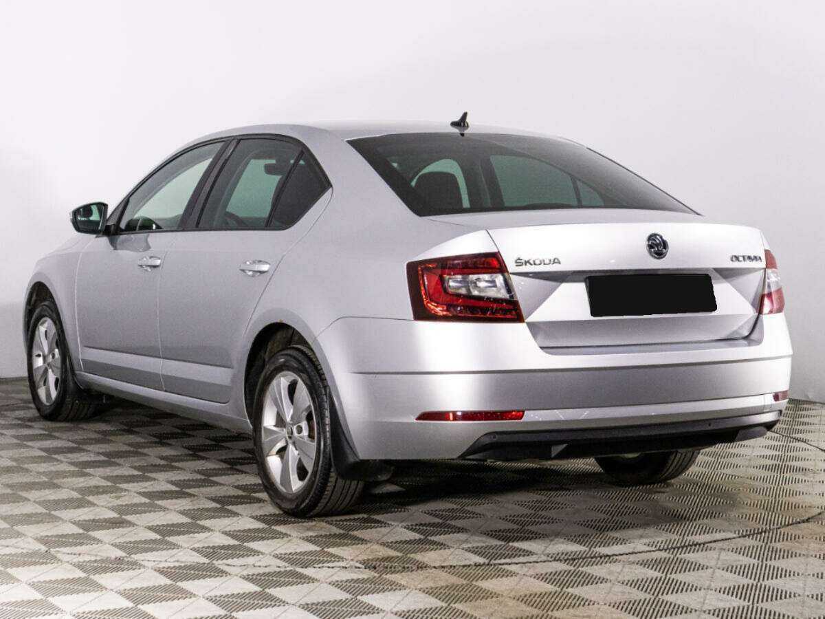 Skoda Octavia с пробегом — 2018 год. Фото: #6