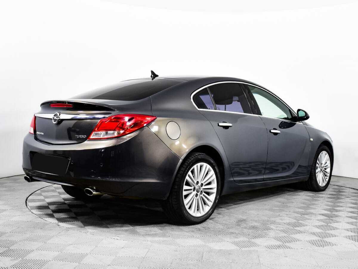 Opel Insignia с пробегом — 2013 год. Фото: #4