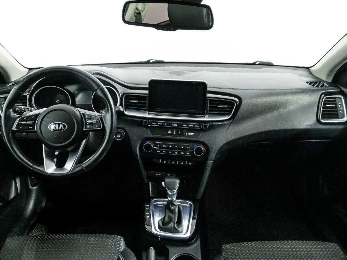 Kia Ceed с пробегом — 2019 год. Фото: #12