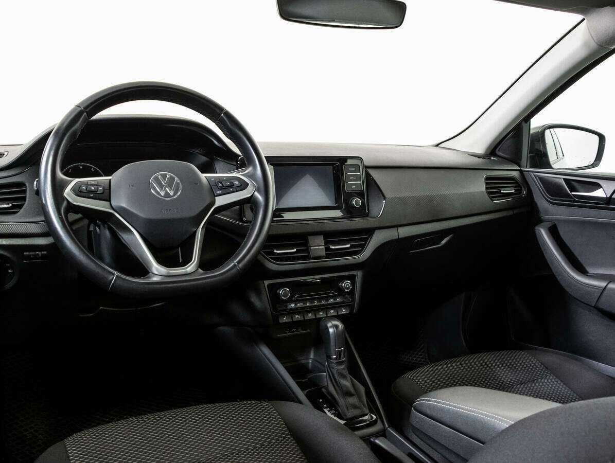 Volkswagen Polo с пробегом — 2021 год. Фото: #10