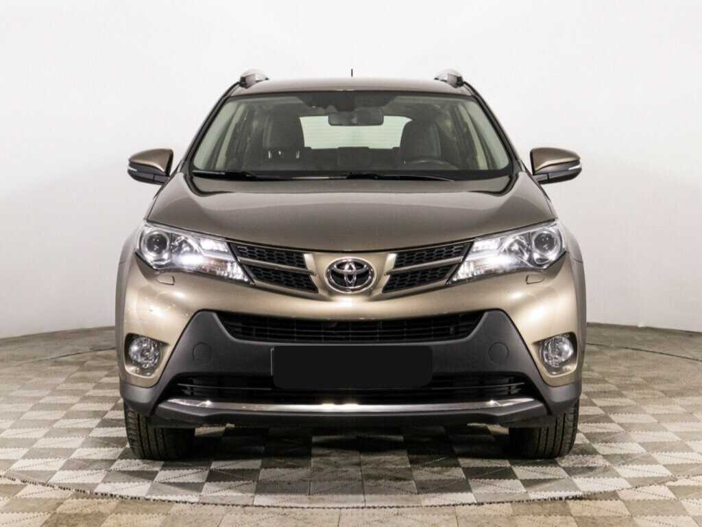 Toyota RAV4 с пробегом — 2013 год. Фото: #1