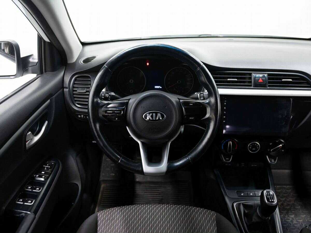 Kia Rio с пробегом — 2018 год. Фото: #13