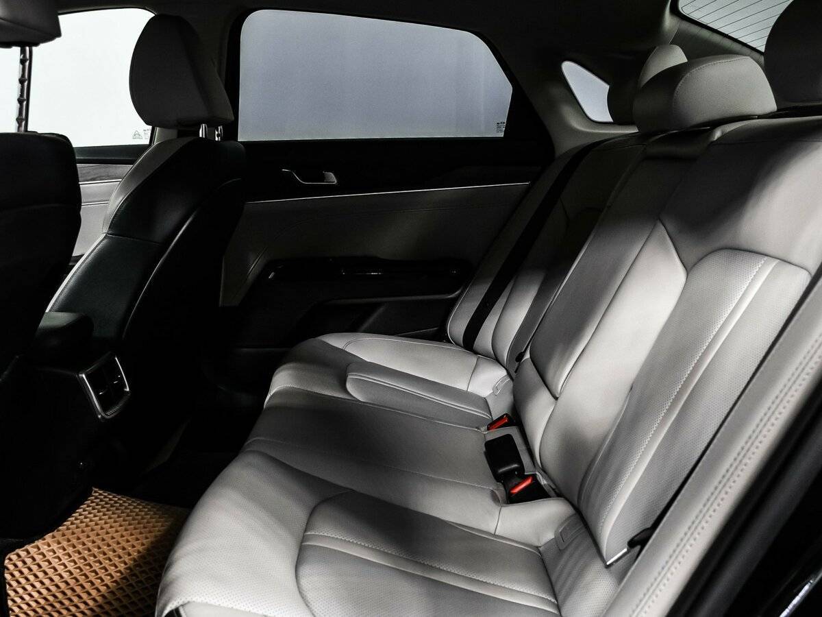 Kia K5 с пробегом — 2020 год. Фото: #11