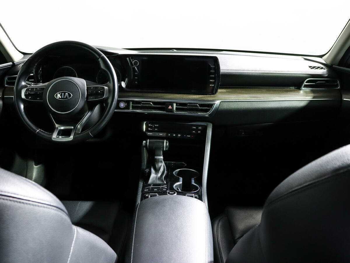 Kia K5 с пробегом — 2020 год. Фото: #9
