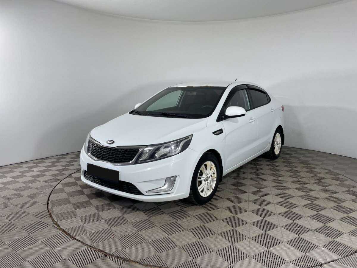 Kia Rio с пробегом — 2013 год. Посмотреть фото