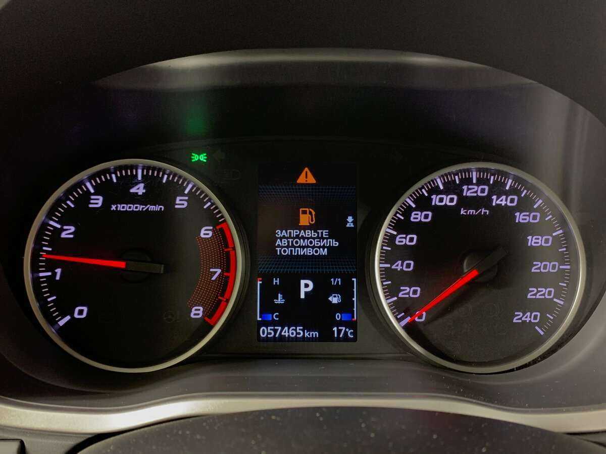 Mitsubishi Eclipse Cross с пробегом — 2018 год. Фото: #14