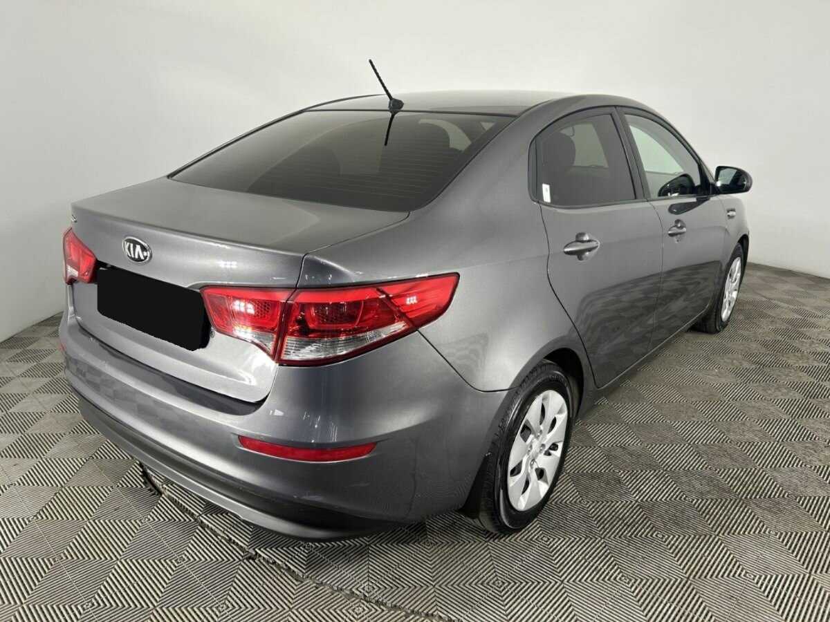 Kia Rio с пробегом — 2016 год. Фото: #5