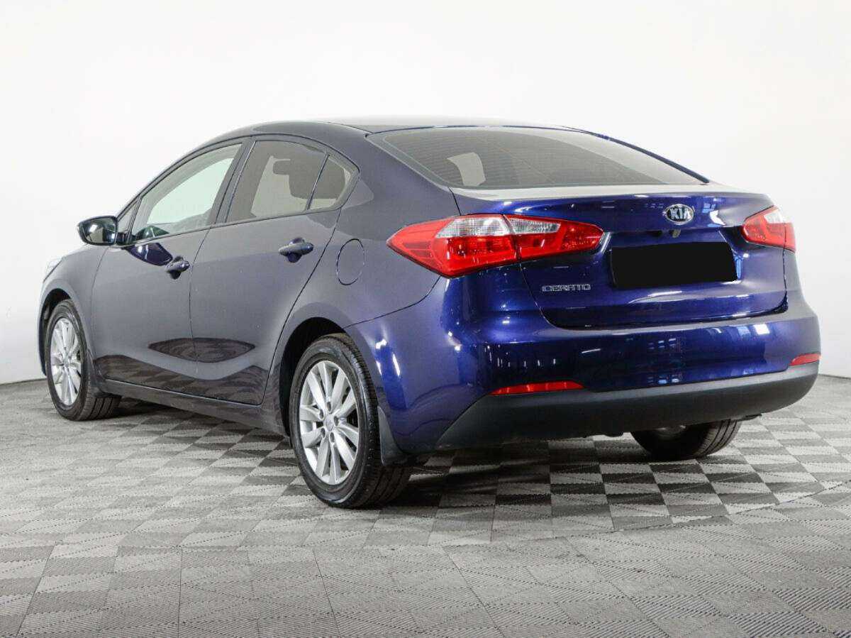 Kia Cerato с пробегом — 2016 год. Фото: #6