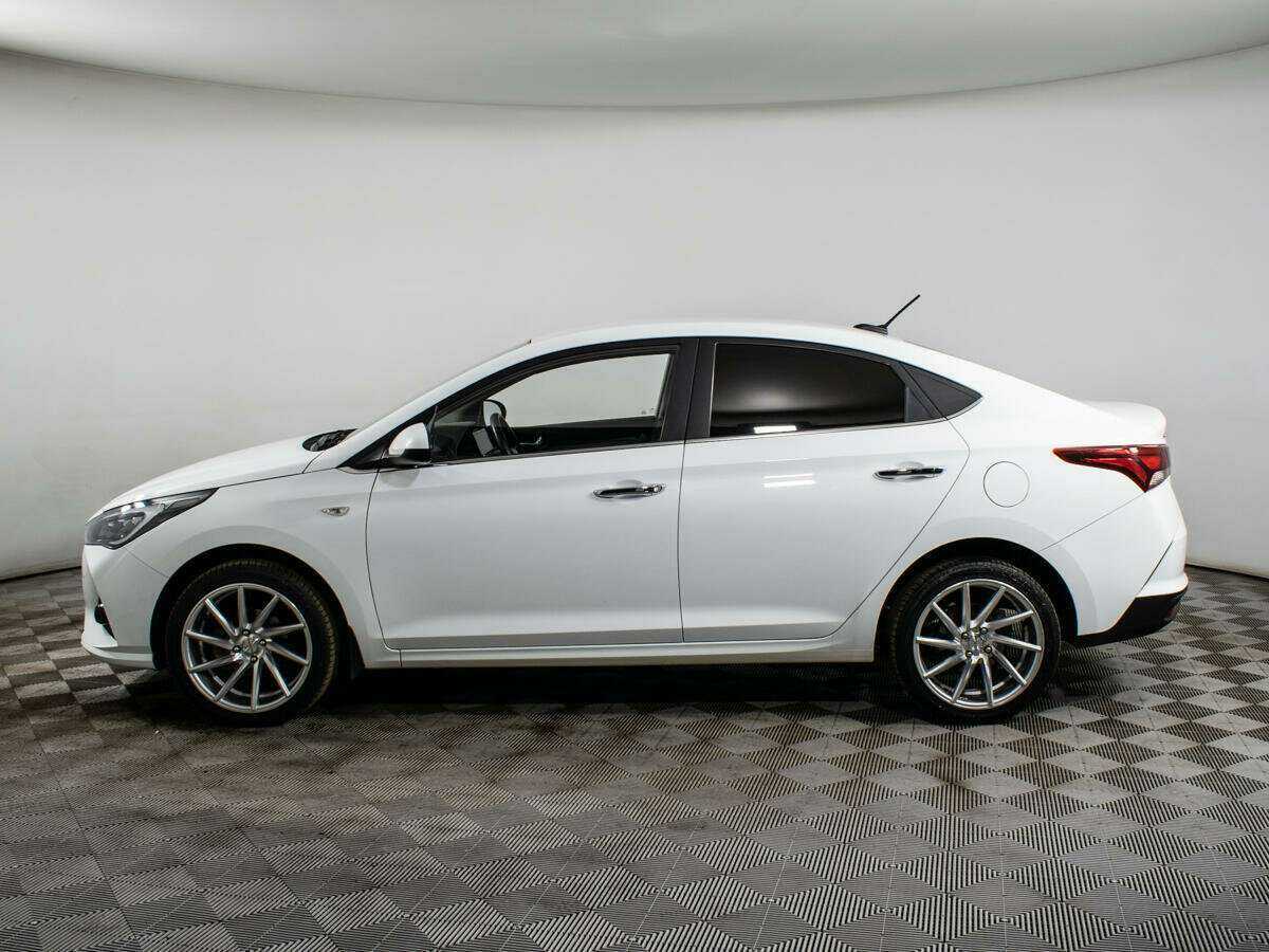 Hyundai Solaris с пробегом — 2020 год. Фото: #6
