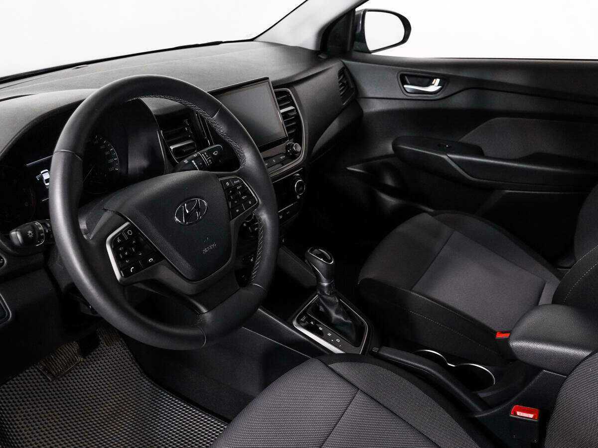 Hyundai Solaris с пробегом — 2021 год. Фото: #8