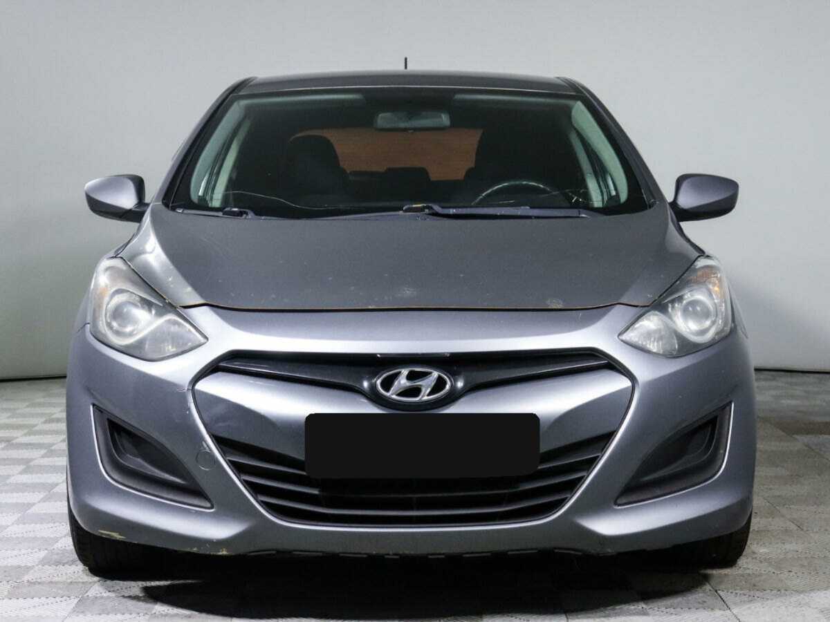 Hyundai i30 с пробегом — 2012 год. Фото: #1