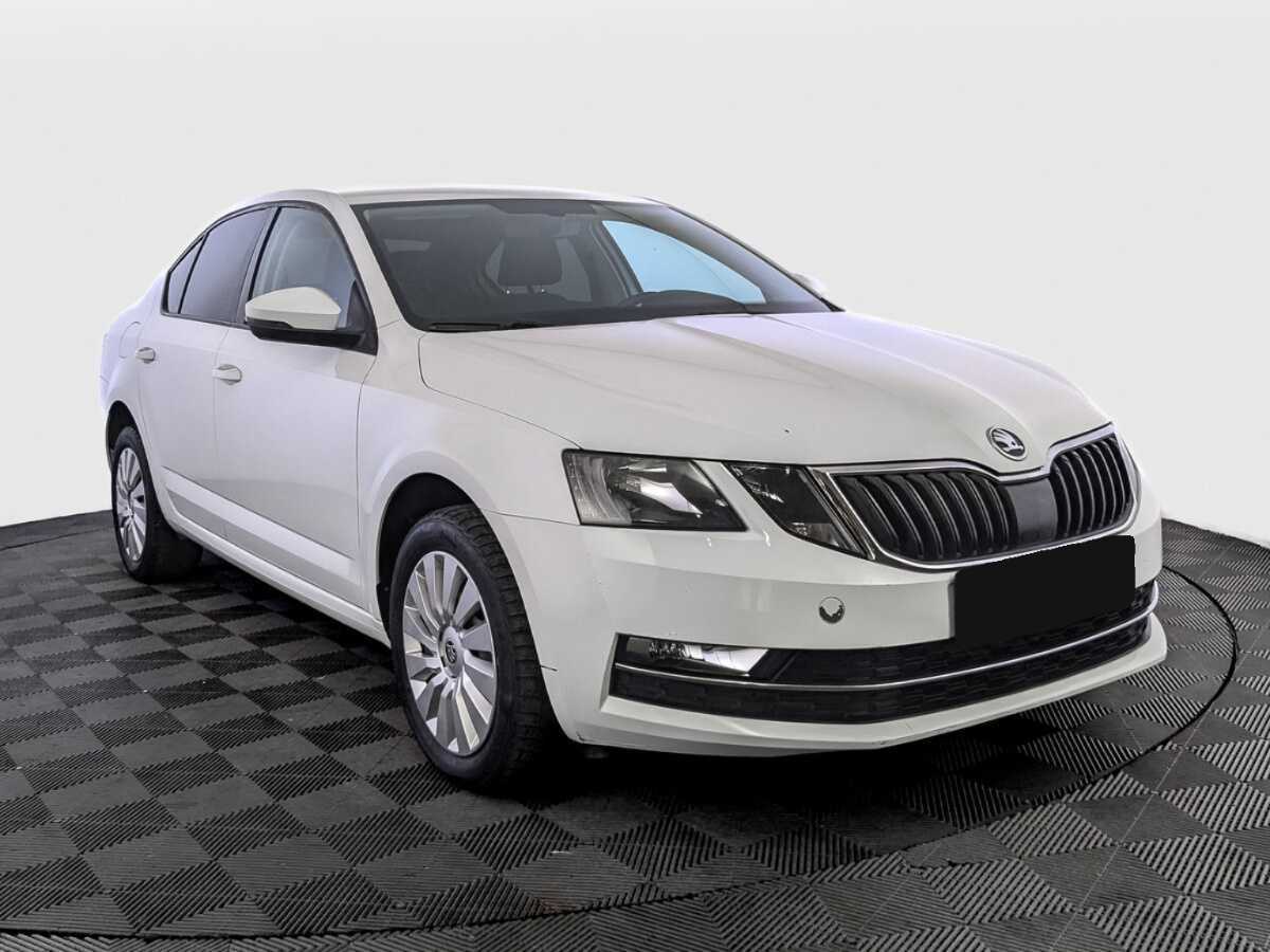Skoda Octavia с пробегом — 2017 год. Фото: #2